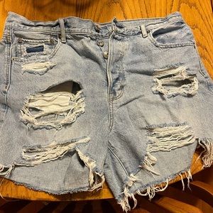 American Eagle distressed shorts